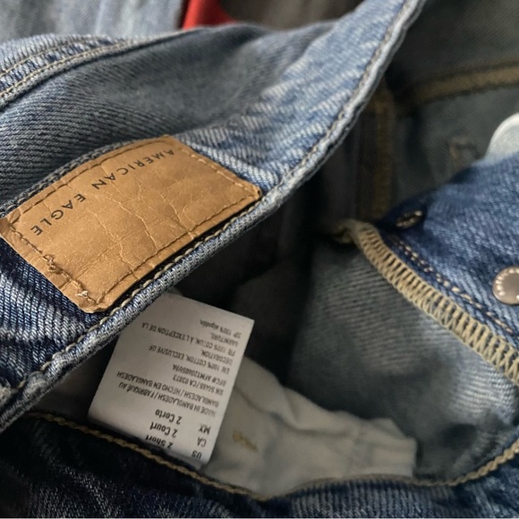 American Eagle Ripped Jeans - Picture 3 of 5